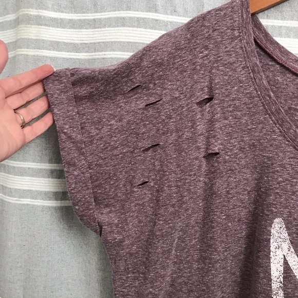 LANE BRYANT / "No Bad Days" Destroyed Graphic Tee Size 18/20 - Picture 4 of 6